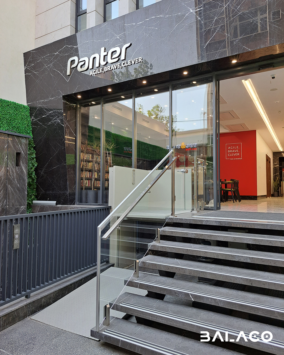 بالابر ویلچربر هیدرولیک لوکس